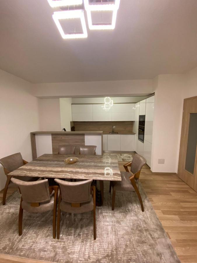 Violin 2 Bedroom Apartment Downtown بريزرن المظهر الخارجي الصورة
